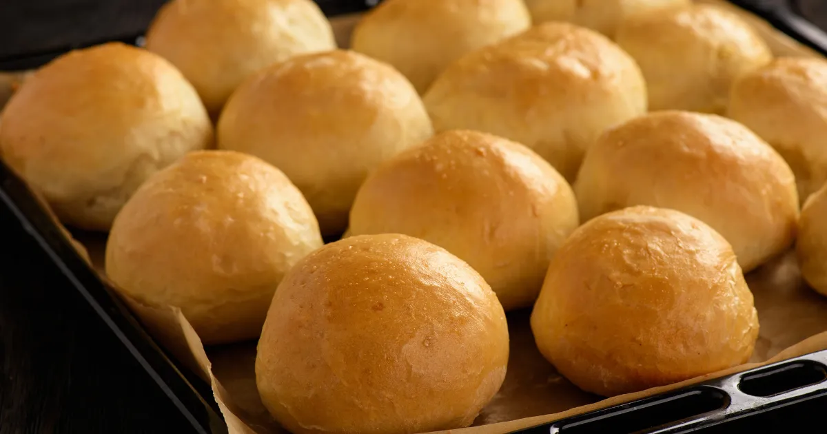 Pão de Batata com Frango e Catupiry